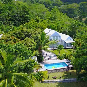 Appartement Red Coconut Self-catering, Baie Lazare (Mahe)